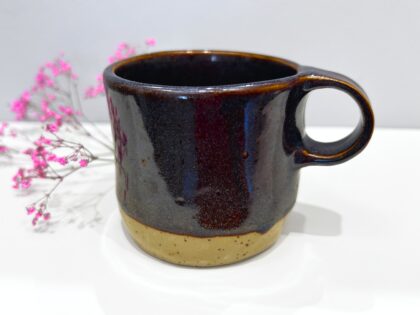 Fioletowy kubek z uszkiem