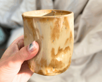 Jasnobrazowy gniotek